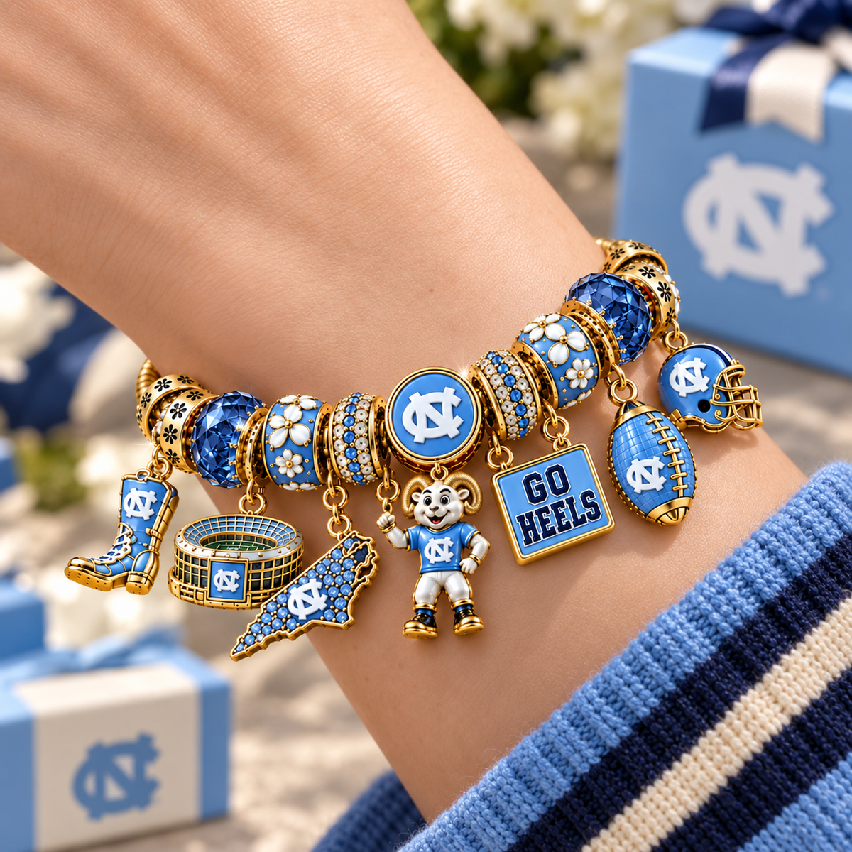 UNC Gold Charm Bracelet Set NHVH